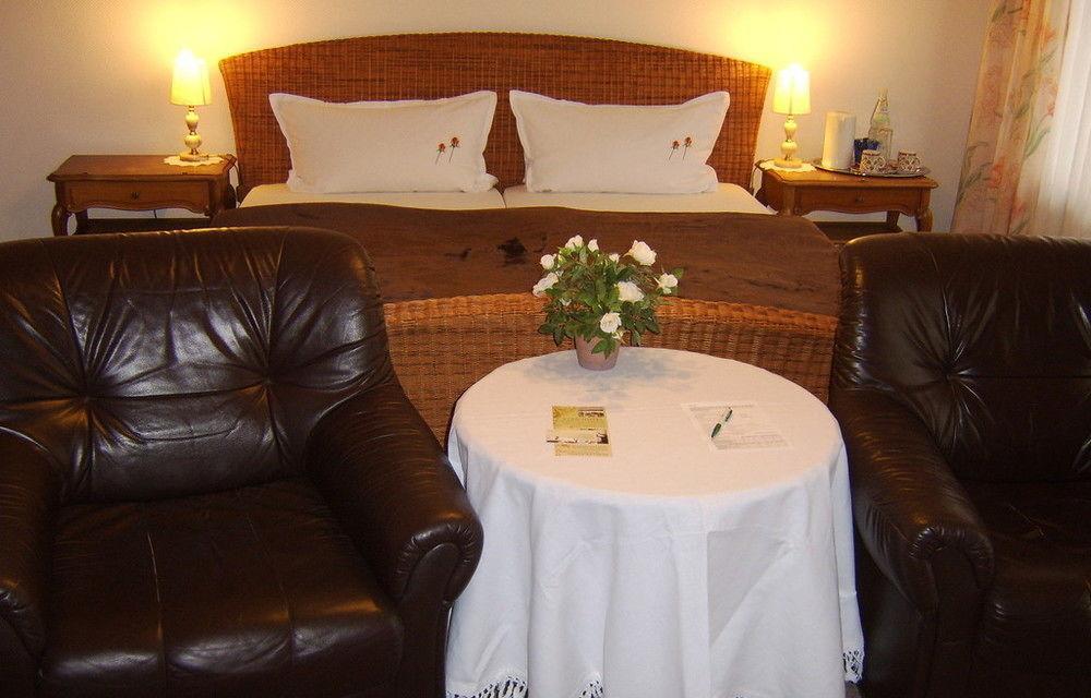 Star Hotel Fachbach Esterno foto