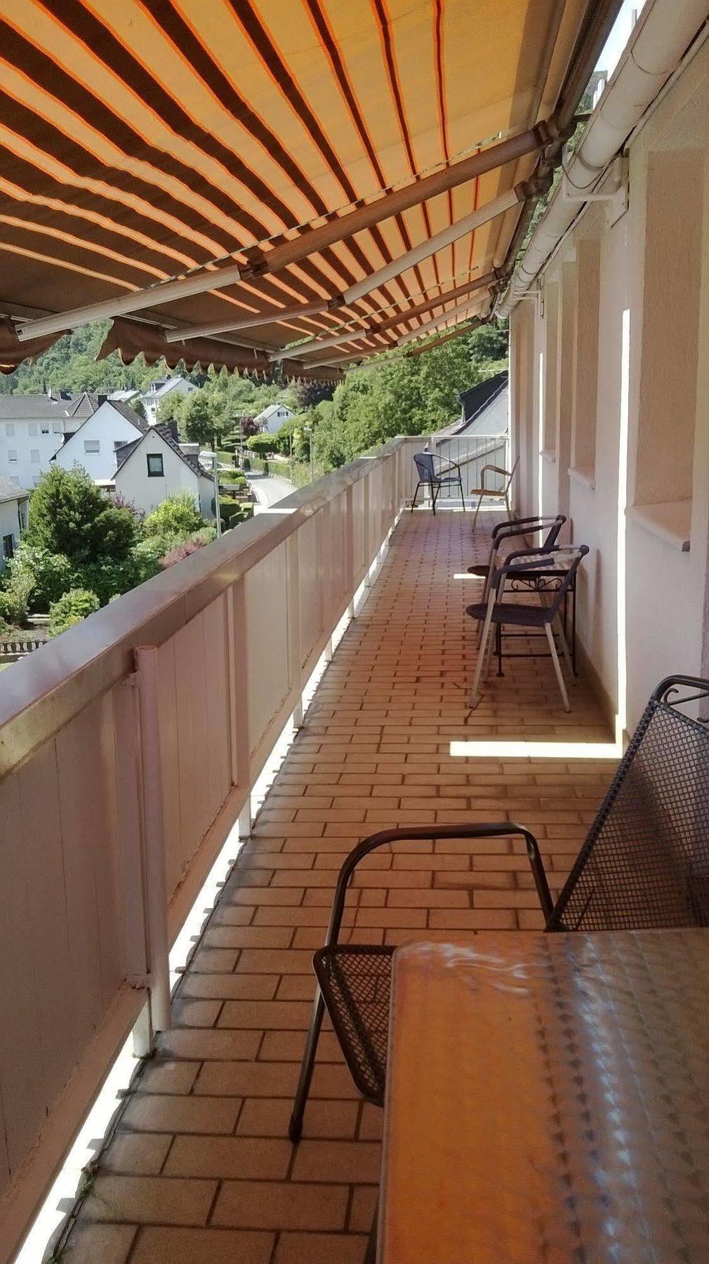 Star Hotel Fachbach Esterno foto